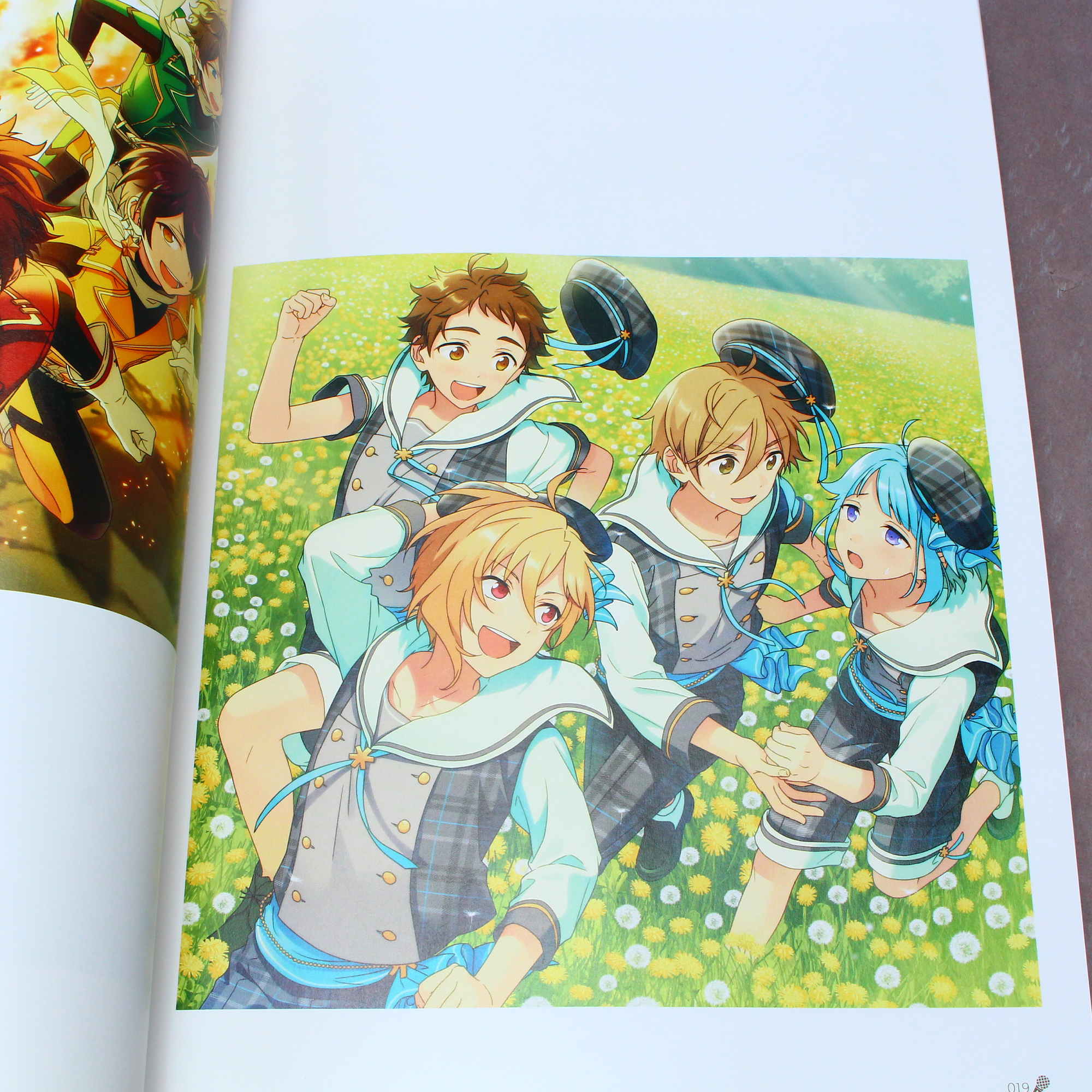 Ensemble Stars - Official Visual Fan Book - Image 5