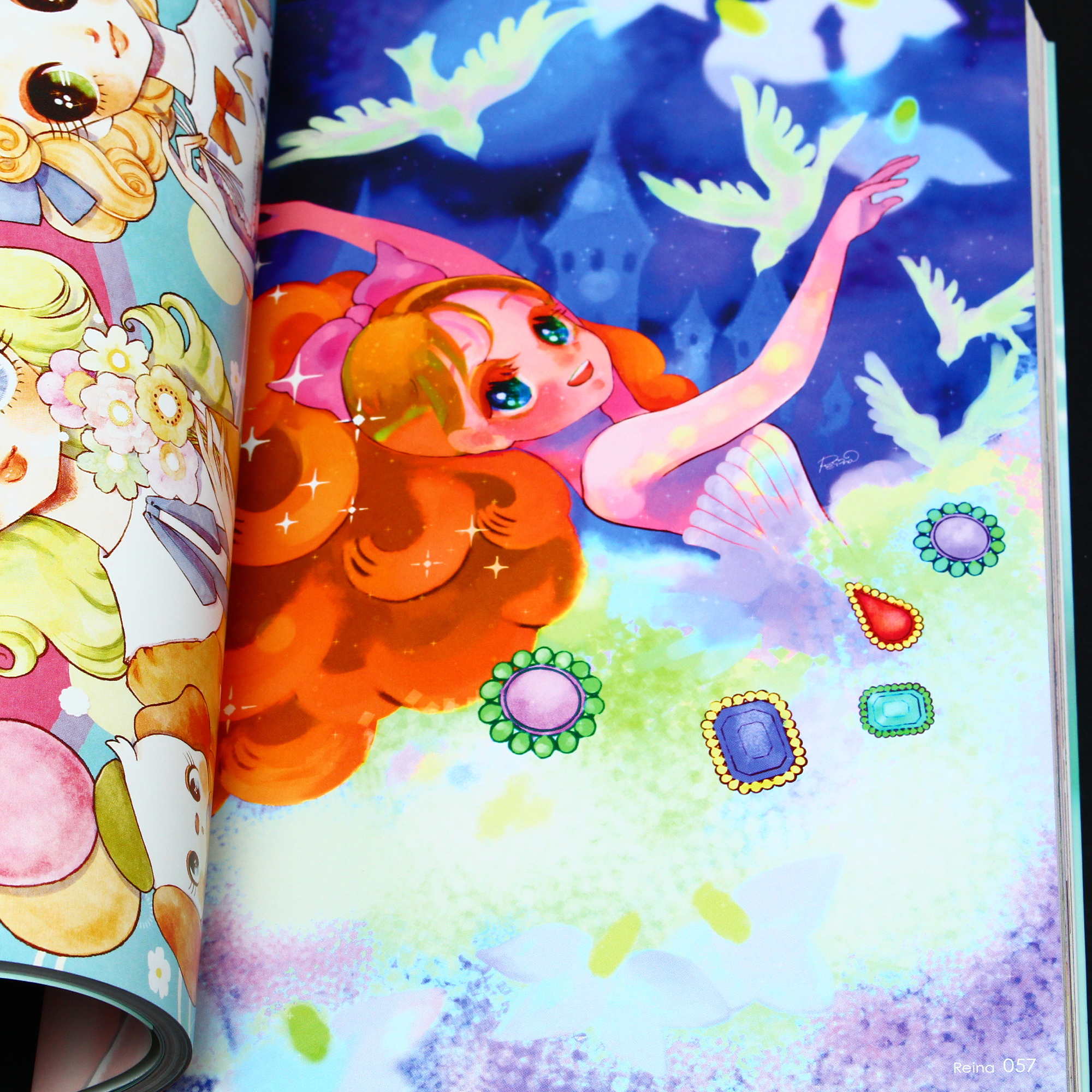 Art Book of Selected Illustration: Girls 2018 - Image 2