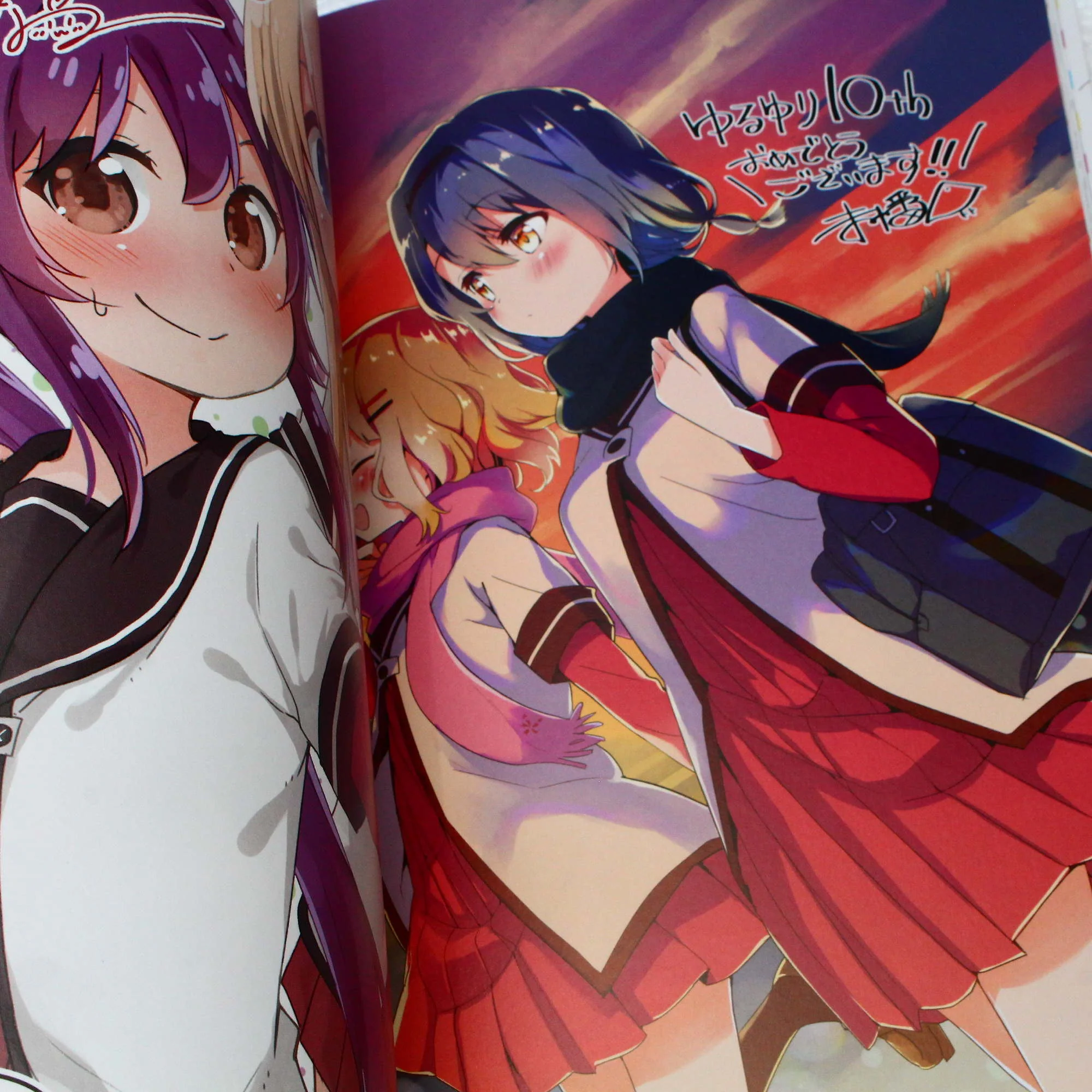 Yuruyuri 10th Anniversary Book: Yuruyuri X - Image 2