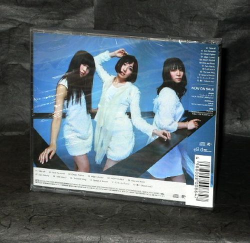 Perfume - Triangle - Image 2